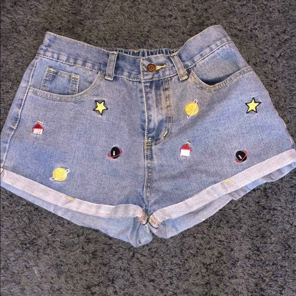 Space high wasted shorts